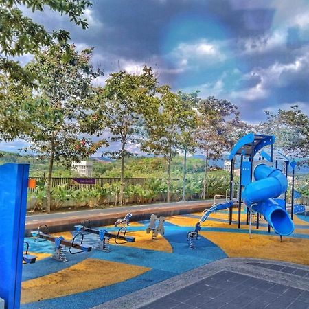 Mmg D'Tiara Homestay 加影 外观 照片